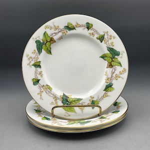 Minton Lothian Bread Plates Set Of 3 Green Ivy And Berries