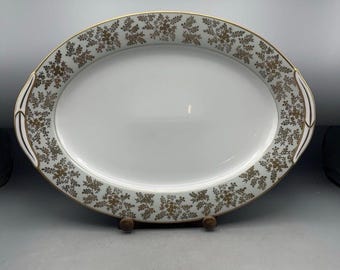 Plato ovalado con incrustaciones de oro Noritake 5486 de 16"