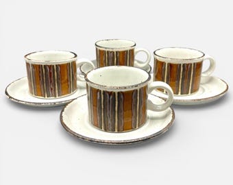 Juego de 4 tazas y platillos Stonehenge Midwinter Earth de MCM Gres