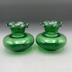 Juego de 2 jarrones vintage Anchor Hocking en verde bosque con bordes con volantes pequeños