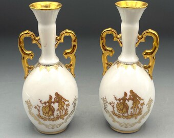 Pareja de jarrones de porcelana Limoges vintage firmados, con la imagen de una pareja de enamorados de Fragonard en oro, 15 cm (6 pulgadas)