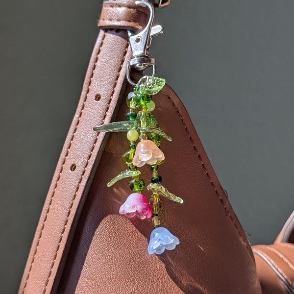 Beaded flower keyring/bag charm