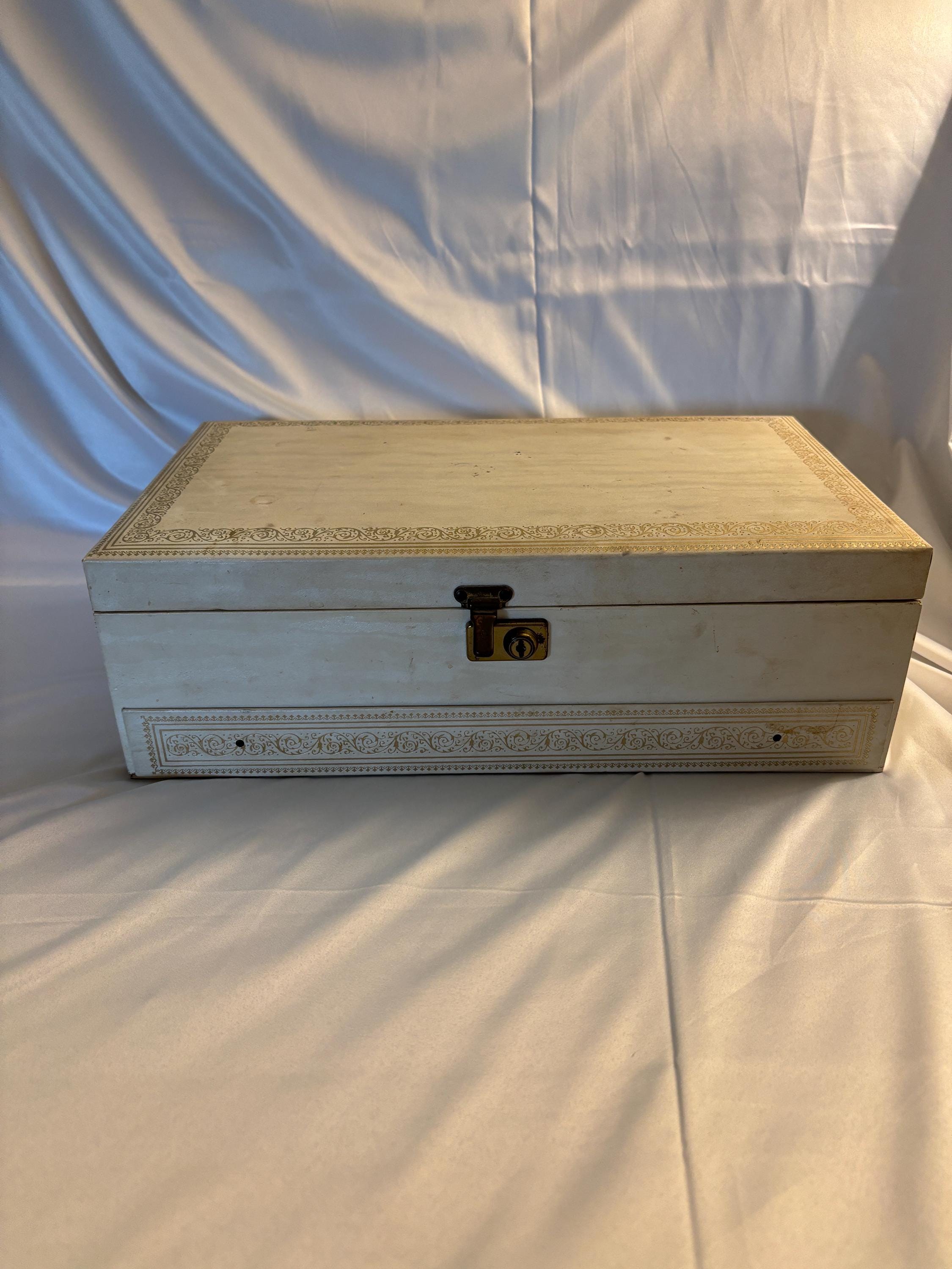 1950's Wood Box - Etsy