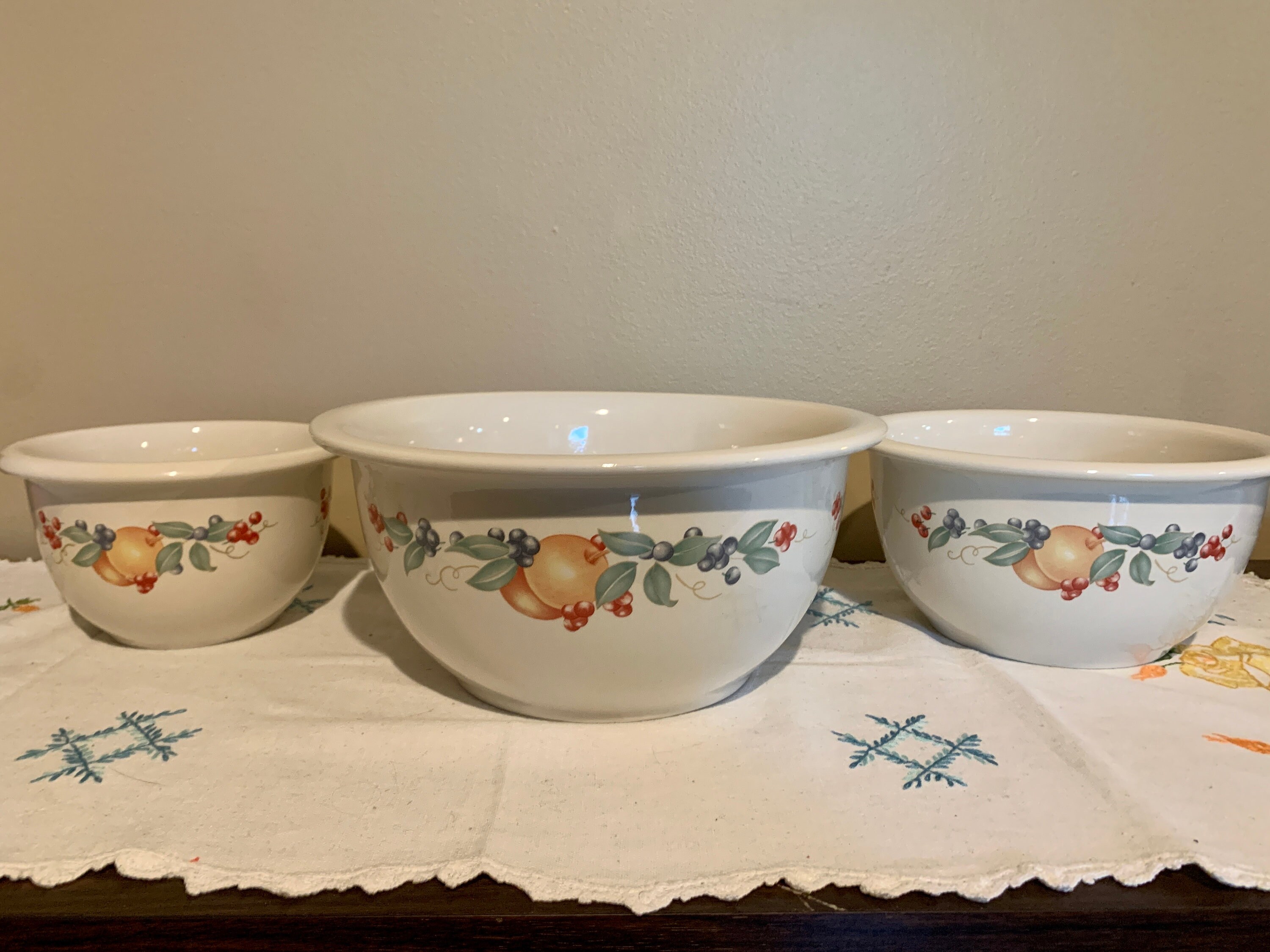 Corelle Coordinates chutney Fruit Themed Rimmed Stoneware Nesting