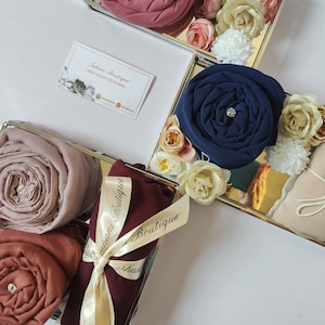 ModesTRAY Hijab Gift vassoio a specchio, Hijab, scatola regalo, bouquet Hijab, profumato, per lei, fiori, profumato, personalizzato