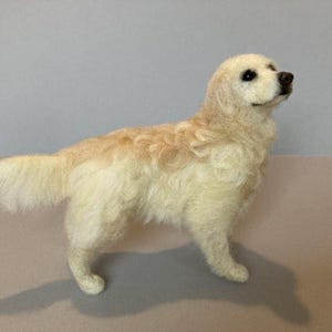Golden Retriever Sculpture - Custom Needle Felted Pet / Dog Sculpture
