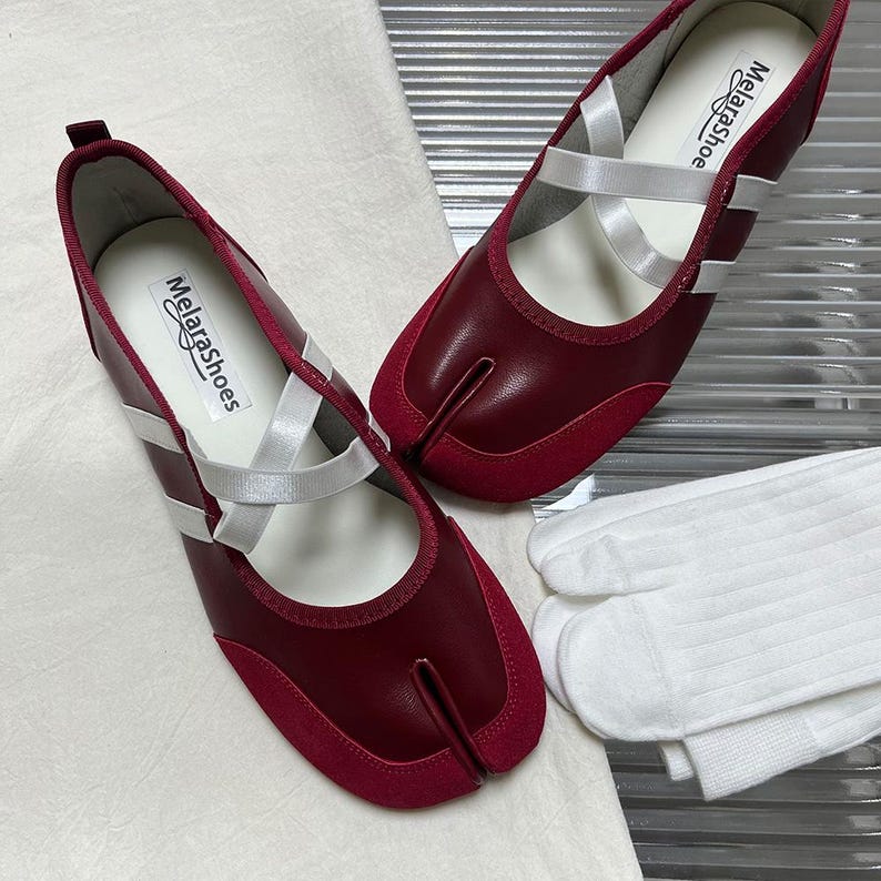 Tabi Sneakers Shoes,Women Ballet Flats,Handmade Shoes,Red Yellow Split Toe Ballerina Tabis Red