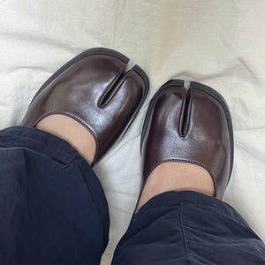 MelaraIreland Tabi Mary Janes, Women Handmade Shoes, Vintage Ballet Shoes,Microfiber Leather Shoes,Split Toe Flats