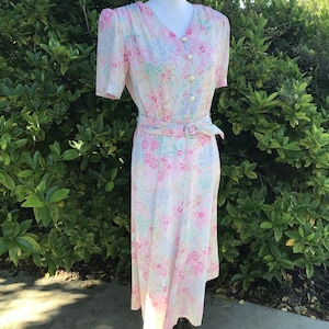Vintage 1950’s Shirtwaist Belted Button Front Short Sleeve Dress Floral Size 7/8