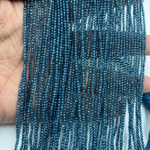 10-nitkowe fasetowane koraliki London Blue Topaz Rondelle 2 mm sznur London Blue Topaz 13-calowe koraliki London Blue Topaz Koralik AAA Blue Topaz