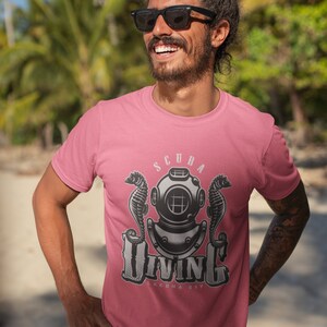 Scuba Diving Laguna Bay Unisex T-Shirt | Retro Helmet Graphic | Snorkel, Diving Scuba Gift | Island Diver Tourist | Sea Life Ocean Lovers