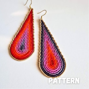 Peut inclure: Une paire de boucles d'oreilles en forme de goutte d'eau avec un motif de perles colorées. Les boucles d'oreilles sont faites de perles rouges, orange, roses, violettes et noires. Les perles sont disposées en un motif dégradé, créant un effet arc-en-ciel.