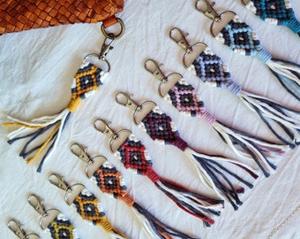 4 Macrame Keychains, Set of 4 colorful keychains, Keyrings for family and friends