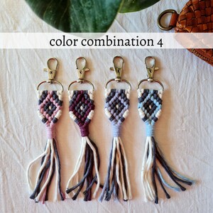 4 Macrame Keychains, Set of 4 colorful keychains, Keyrings for family and friends color comb. 4