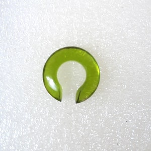 Peridot Quartz Carved, Pincher Septum Tusk Tribal, Spike Horn Spike Septum Gemstone Peridot Pincher, Body Jewelry Gemstone,