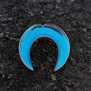 Rainbow Quartz Carved, Pincher Septum Tusk Tribal, Spike Horn Spike Septum Gemstone Rainbow Quartz Pincher, Body Jewelry Gemstone,