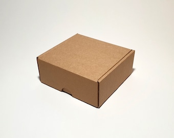 Cardboard gift boxes with lid - 12 x 12 x 5 cm | 4.7 x 4.7 x 2 ''