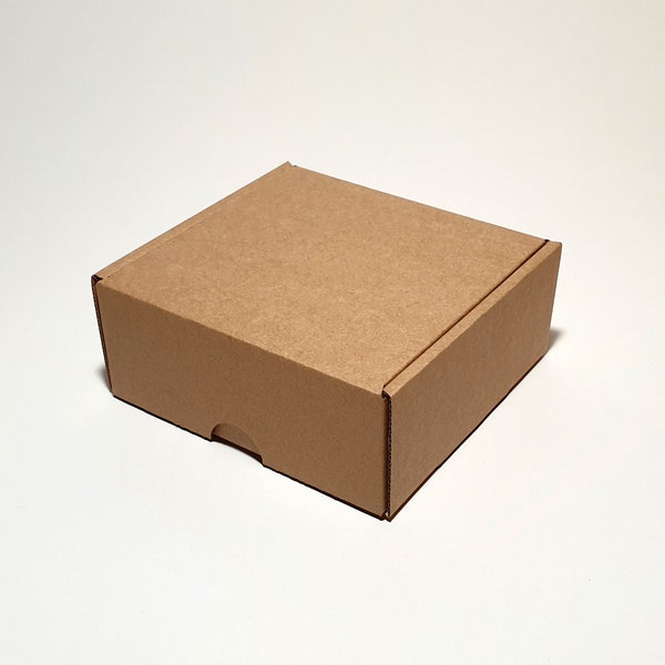 Cardboard gift boxes with lid - 12 x 12 x 5 cm | 4.7 x 4.7 x 2 ''