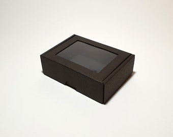 Schwarze Geschenkschachteln aus Karton mit Sichtfenster und Deckel - 12 x 9 x 4 cm | 12 x 9,5 x 4,5 cm