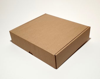 Shipping mailing boxes from cardboard with lid - 25 x 23 x 6 cm | 9.85 x 9 x 2.35 ''