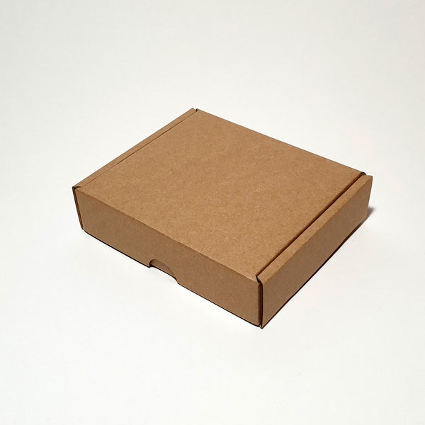 Shipping mailing boxes from cardboard with lid - 11.5 x 10 x 3 cm | 4.5 x 3.9 x 1.2 ''