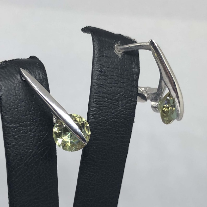 Dangle Engagement Handmade Color Change Diaspore Earring Drop Earrings Gift for your Love for Her, Solid Sterling Silver 925K