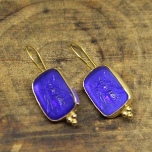 Handmade Intaglio Glass, Intaglio Earring, Enamel art Intaglio Bee Silver, 925K Sterling Silver, Intaglio Ancient Roman Art, Sterling Silver