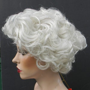 Fabulous Paula Deen Look-a-like Quality new wig. image 4