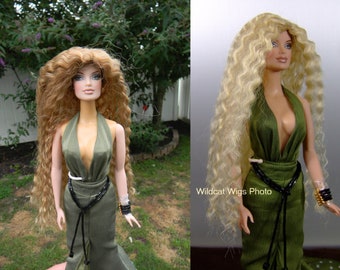 Doll Wig .. Size 4 Giselle by Monique.  Fits Barbie, Fashion Royalty, Vintage Mego, etc