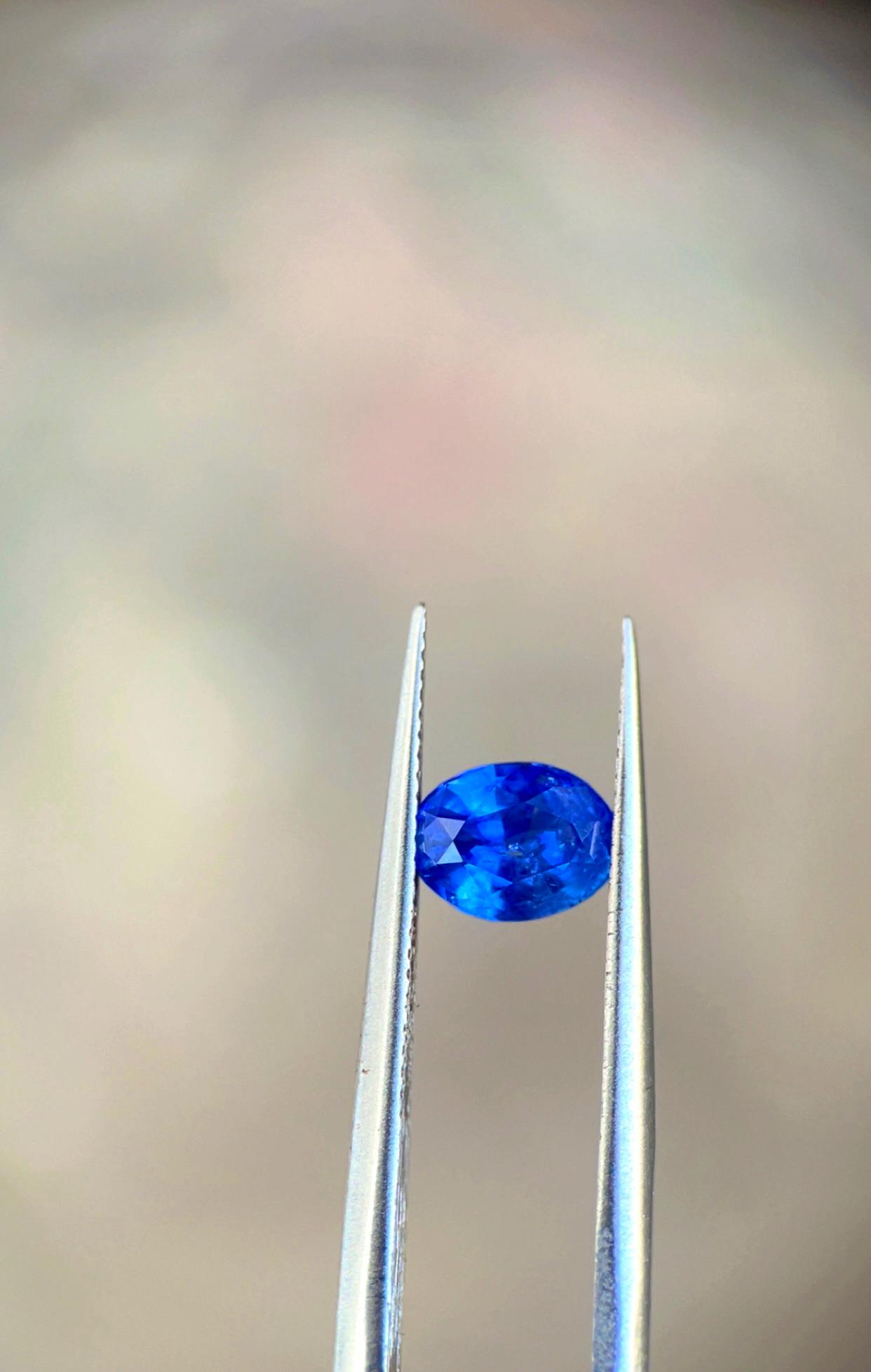 Vivid blue sapphire - Etsy 日本