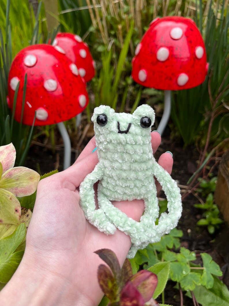 MADE TO ORDER Tiny velvet frog plushie image 2