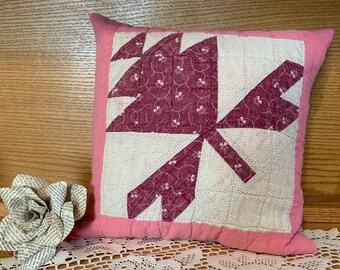 Vintage Quilt Pillow, Quilt Pillow, Pink and Burgundy Quilt Block, 12 inch Quilt Pillow, Farmhouse Quilt Pillow, 12 inch Quilt Block Pillow
