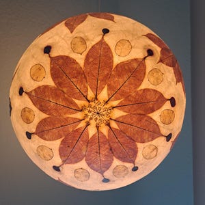 Round lampshade plants, leaves and flowers, ceiling lamp, hanging lamp, ball lamp, natural materials