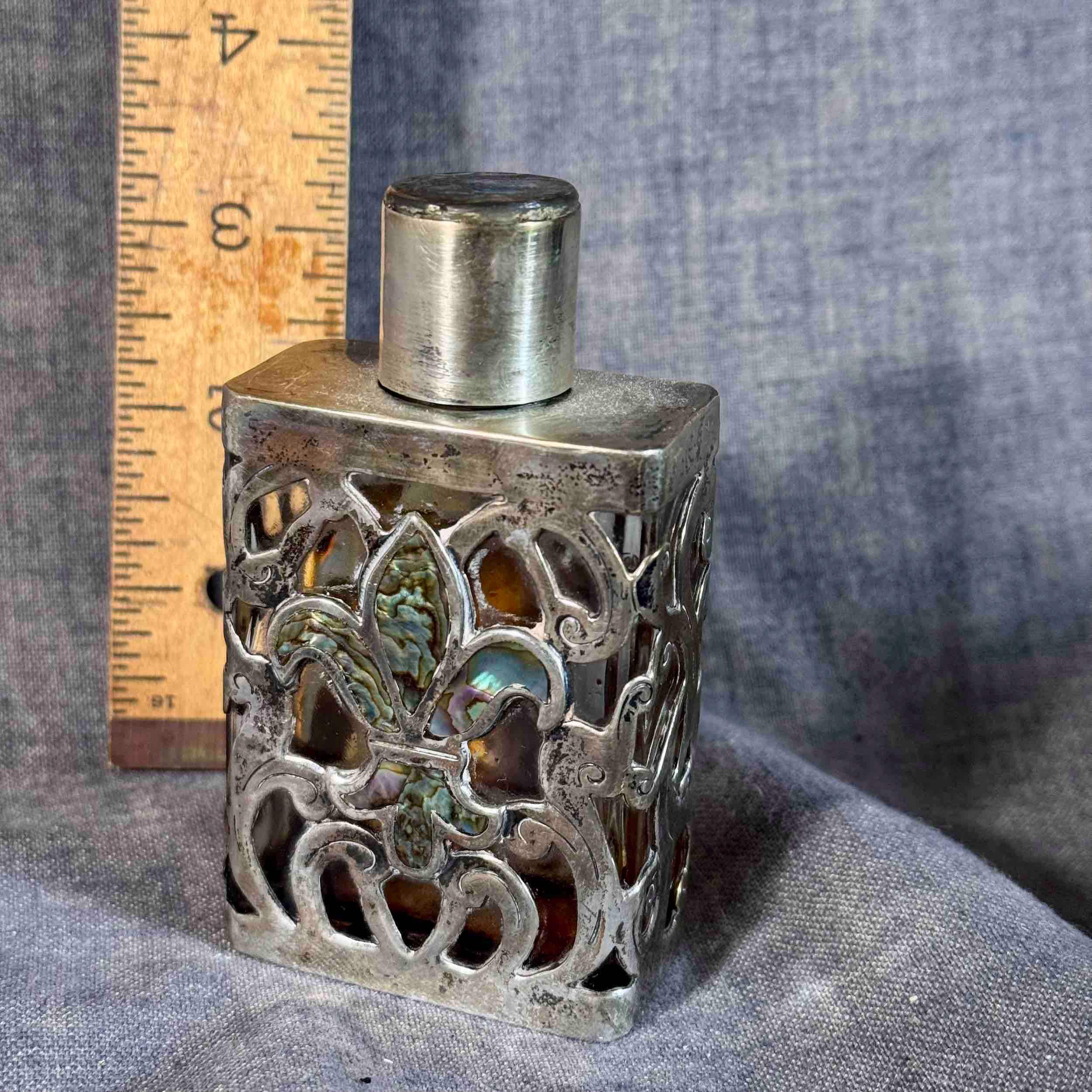 Flacon à sel en cristal et argent, France XIXème