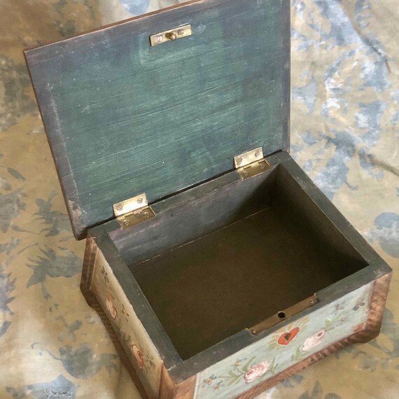 Antique Hand Painted Jewelry Box - image 7