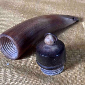 Antique Primer Powder Horn
