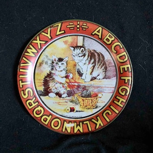 Toy Tin Litho Cat Alphabet Plate