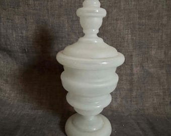 Barattolo con coperchio opalino