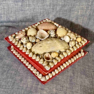 Vintage Shell Box