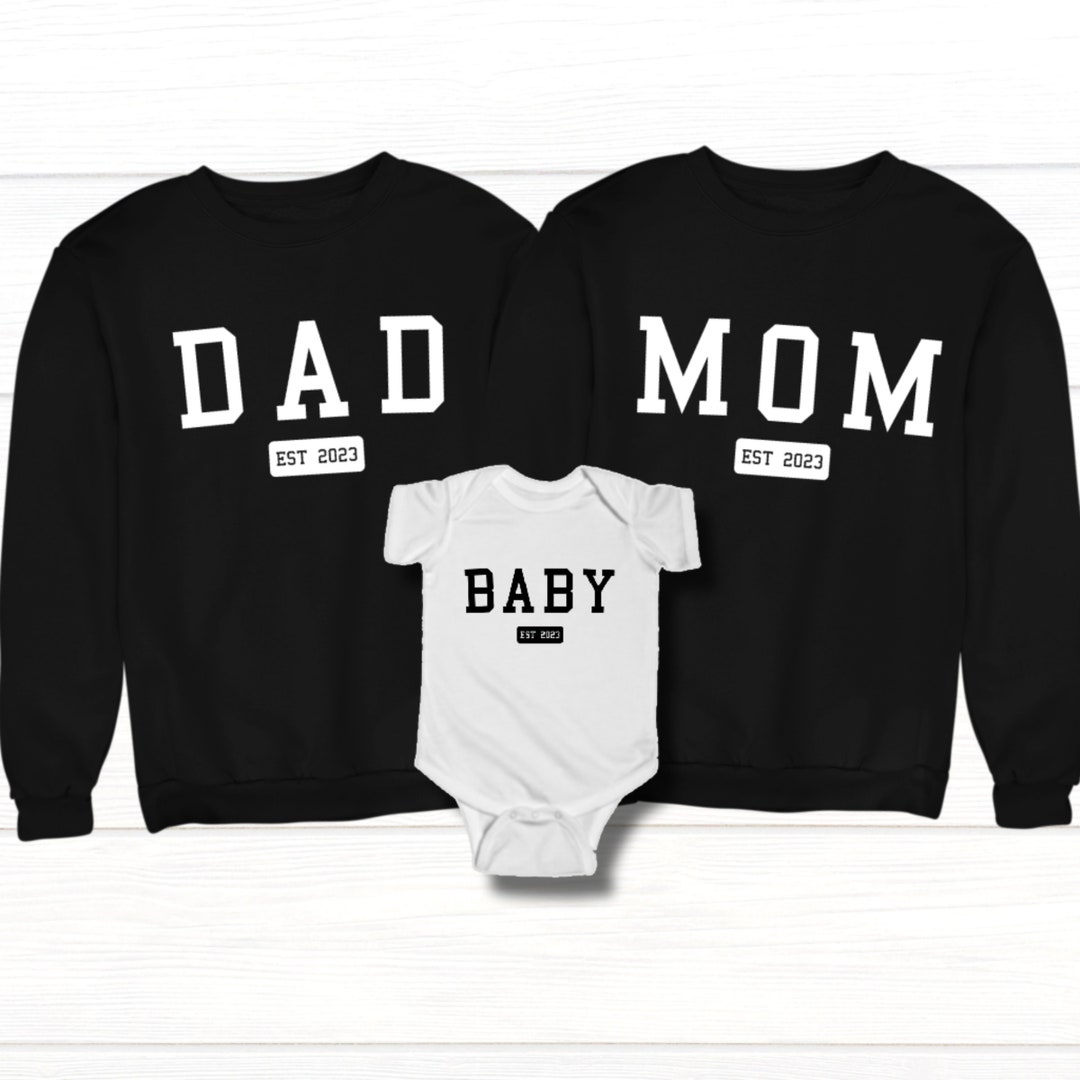 Mom Dad Baby Matching Outfit, Mommy Daddy Est 2023, Varsity Crewneck ...
