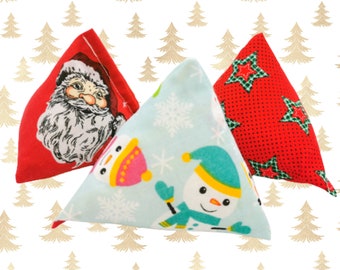 Cat Toy Christmas Catnip Triangles, Set of Three Handmade Catnip Pyramids, Handmade Catnip Pillows, Gifts for Cat Lovers, New Pet Presents