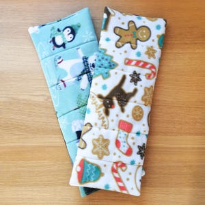 Fleece Pet Window Mat With Non-Slip Backing, Three Sizes Available, Gifts for New Cat and Dog Owners, Bird Watching Mat for Indoor Cats bild 2