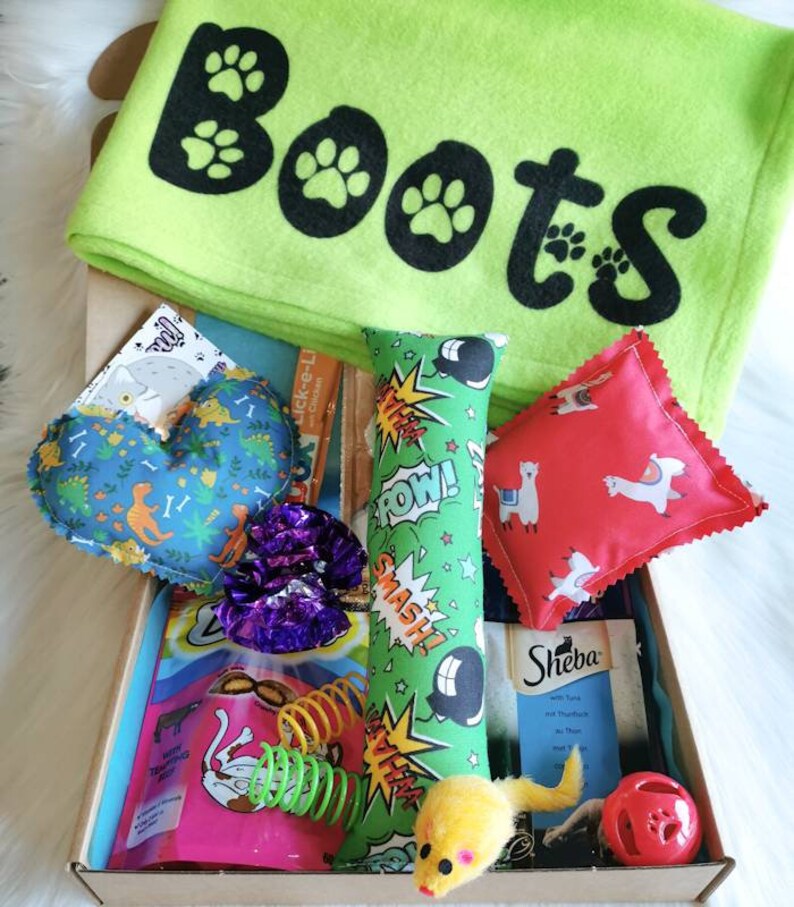 Cat Toy and Treat Gift Box With Personalised Blanket Cat and Etsy UK