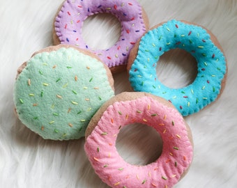 Handmade Catnip Donut, Felt Food Shaped Cat Toys, Gifts for Cat Lovers, Funny Gifts for Cat Owners, Gotcha Day Gifts, New Pet Present