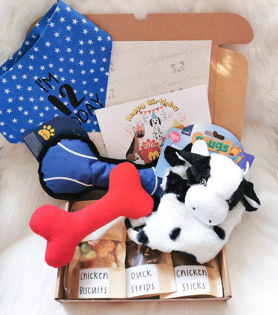 Personalised dog hamper outlet