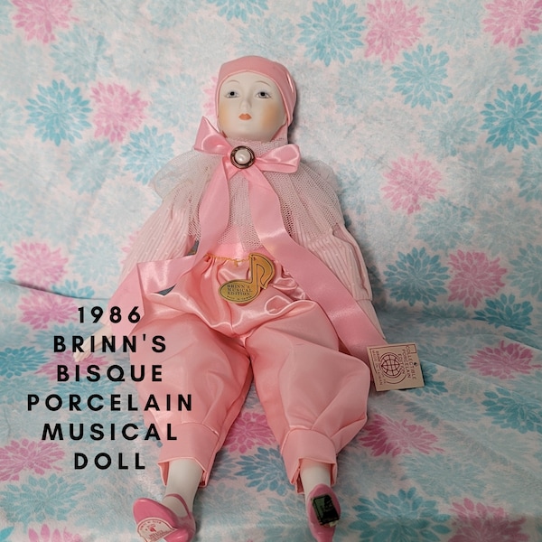Clown doll Brinn's musical 1986 doll bisque porcelain doll vintage