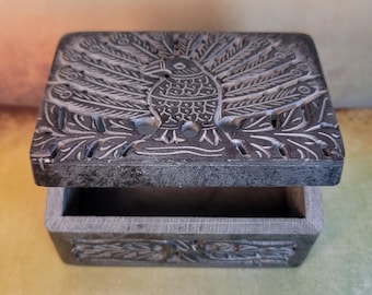 Trinket box keepsake hand carved soapstone Jali India handcrafted