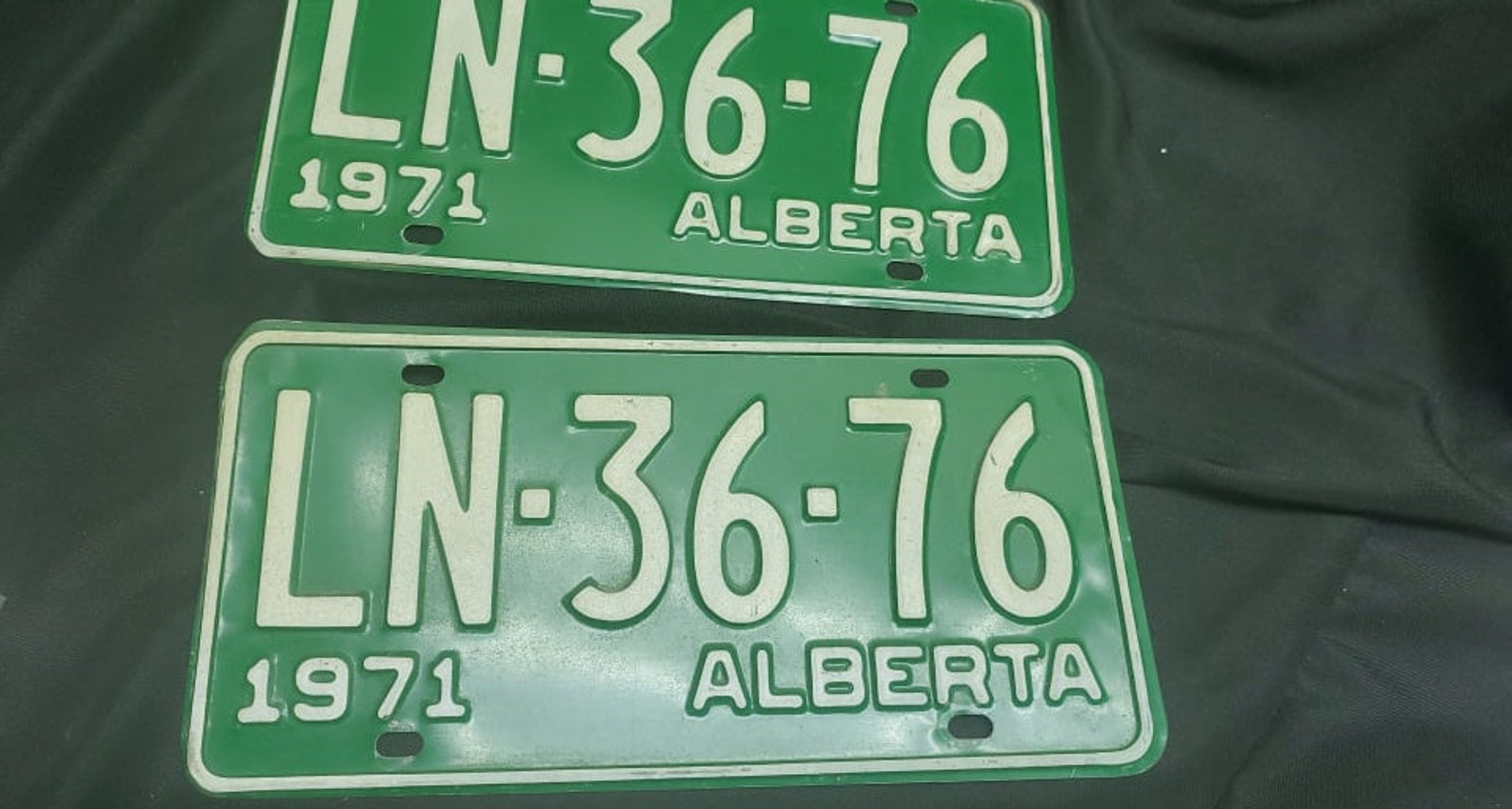 Alberta 1971 License plates pair Etsy