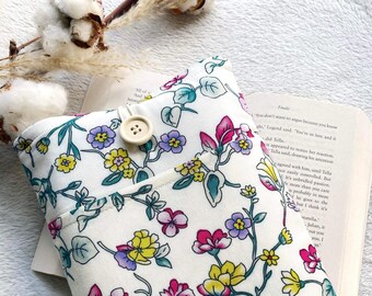 Floral Book Sleeve with Pocket, Padded Book Cover, Protector for Books and Kindles, Bookish Gifts, Book Purse, Book Bag, Book Accessories