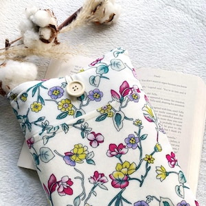 Floral Book Sleeve with Pocket, Padded Book Cover, Protector for Books and Kindles, Bookish Gifts, Book Purse, Book Bag, Book Accessories
